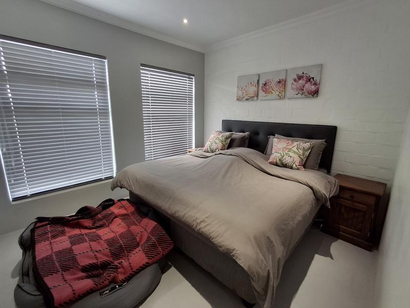 3 Bedroom Property for Sale in Britannia Bay Western Cape
